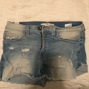 KanCan distressed shorts